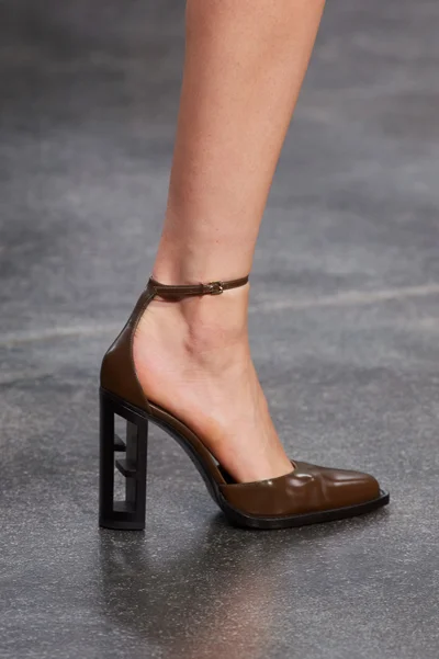 Look 34